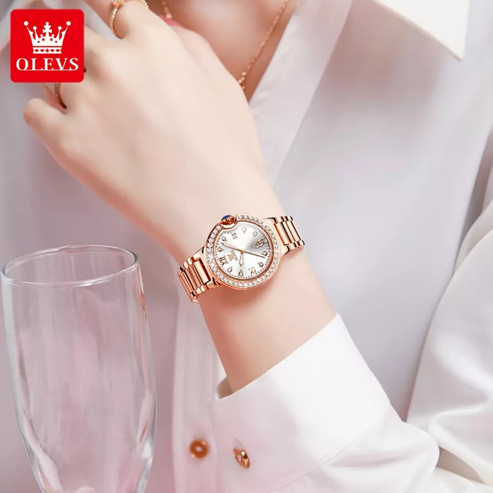 Olevs 5518 Luxury Fashion Quartz Wrist Watch for women- Rose Gold & White
